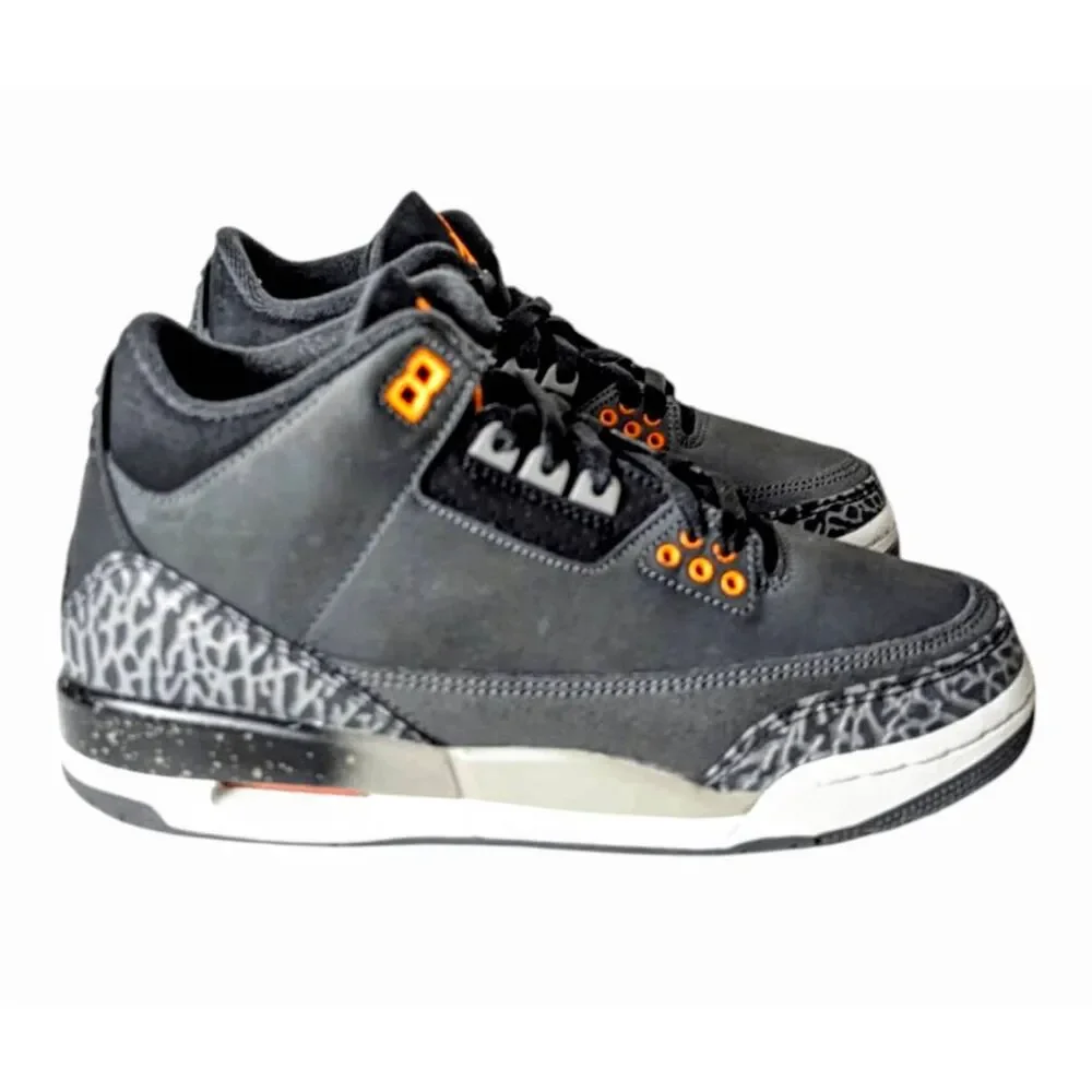 NIKE Air Jordan 3 Retro 